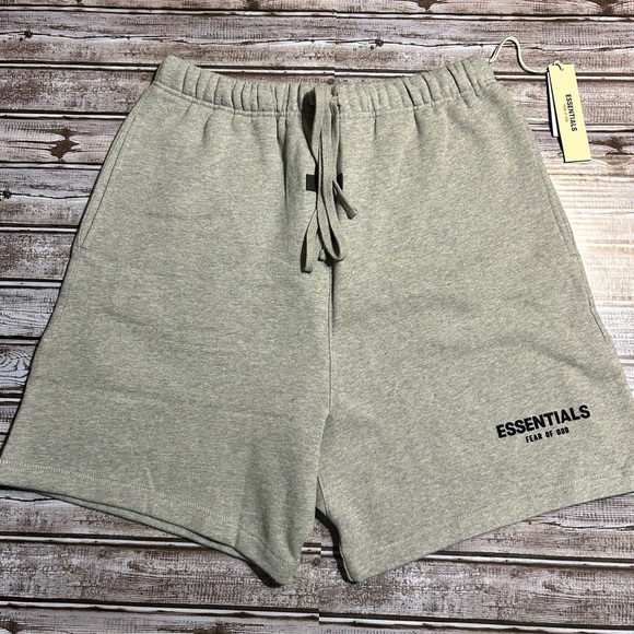 Fear of God Essentials Shorts - Picture 1 of 5